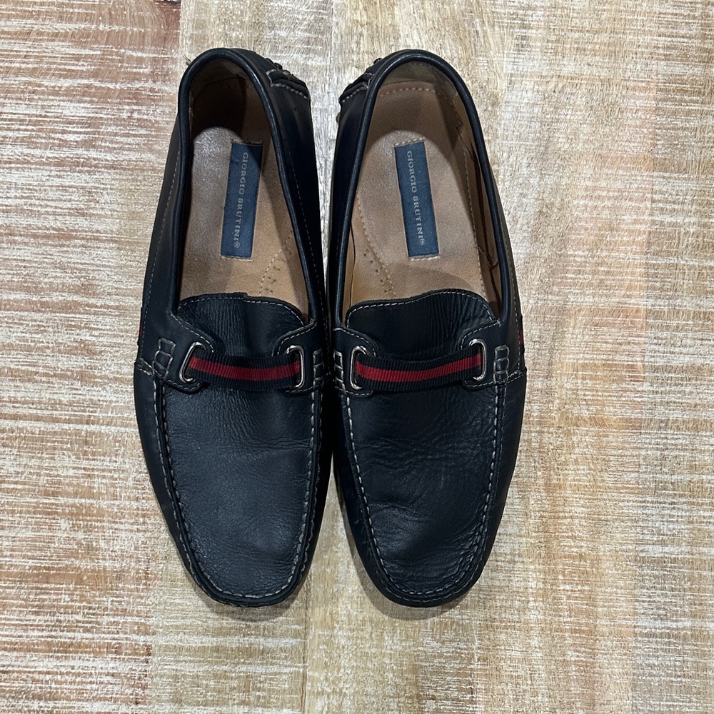 Giorgio Brutini Black Loafers with Red Detail